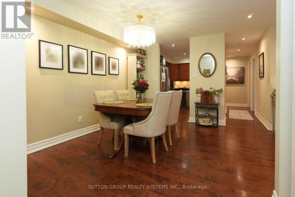 Bedroom 2 - 812 - 1508 Pilgrims Way, Oakville, ON L6M3H1 Photo 5