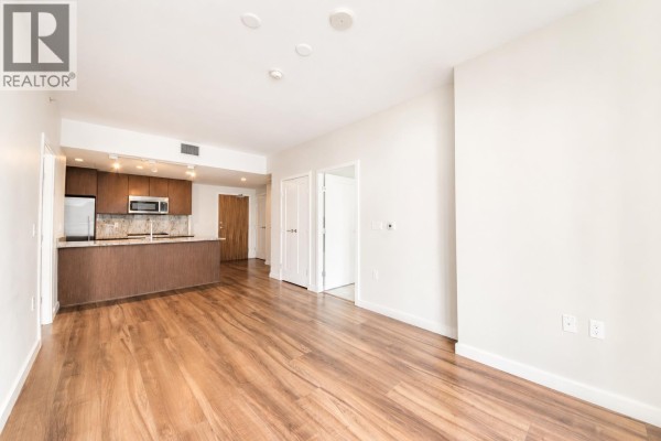 812 8688 Hazelbridge Way, Richmond, BC V6X0R6 Photo 2