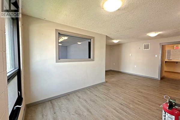 8121 Fraser Avenue, Fort Mcmurray, AB, photo 3