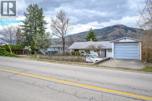 Laundry room - 8121 Okanagan Landing Road, Vernon, BC V1H1J4 Photo 3