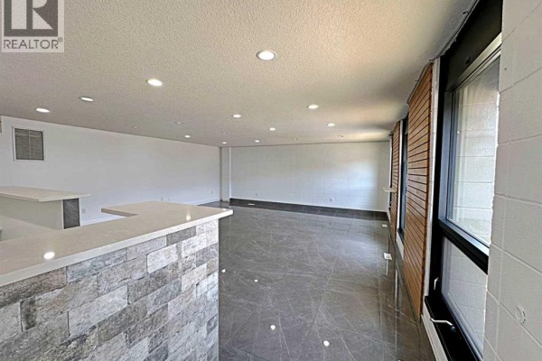 8127 Fraser Avenue, Fort Mcmurray, AB, photo 2