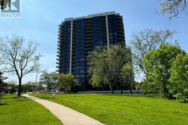 813 - 1035 Southdown Road, Mississauga, ON L5J0A2 Photo 5