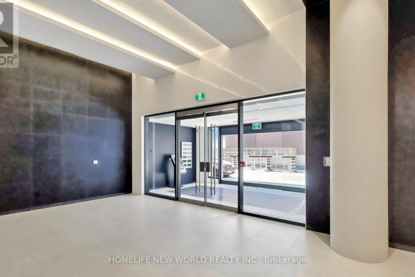 813 - 158 Front Street E, Toronto, ON, photo 3