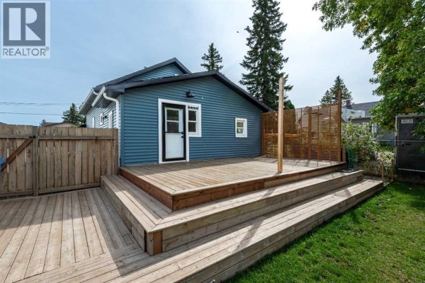 4pc Bathroom - 813 8 Avenue Ne, Three Hills, AB T0M2A0 Photo 4