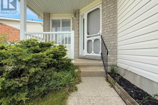 813 Eighth Street, Renfrew, ON, photo 3