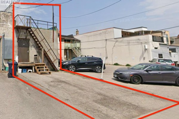 813 O Connor Drive, Toronto, ON M4B2S7 Photo 2