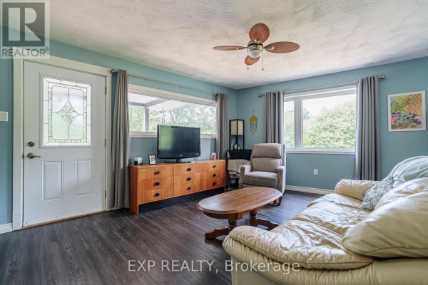 8131 County Road 44 Road, Edwardsburgh/cardinal, ON, photo 3