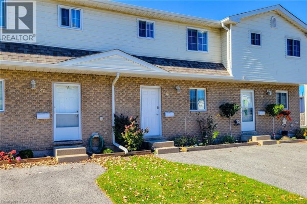 Recreation room - 8136 Coventry Road Unit# 36, Niagara Falls, ON L2H2X6 Photo 2