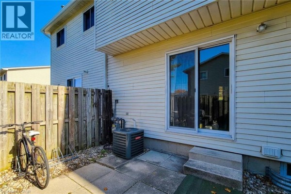 Bedroom - 8136 Coventry Road Unit# 36, Niagara Falls, ON L2H2X6 Photo 4