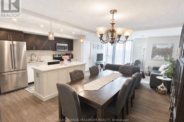 814 - 800 Lawrence Avenue W, Toronto, ON, photo 2