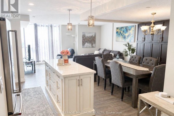 814 - 800 Lawrence Avenue W, Toronto, ON, photo 3