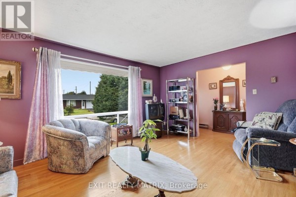 815 Edmond Street, Hawkesbury, ON K6A3C6 Photo 5