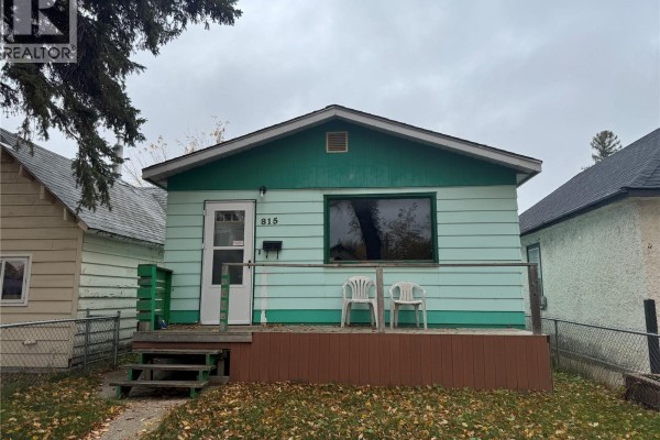 Family room - 815 I Avenue S, Saskatoon, SK S7M1Z2 Photo 2