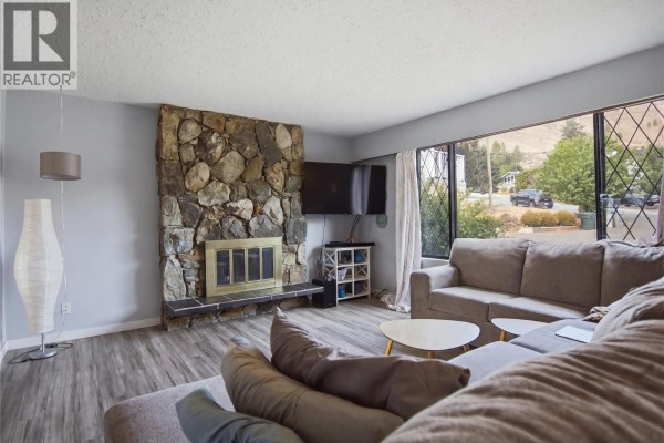 Recreation room - 815 Kambia Crescent, Kamloops, BC V2B7M8 Photo 4