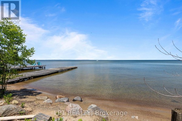 Sunroom - 815 Paradise Drive, Georgina, ON L0E1S0 Photo 2