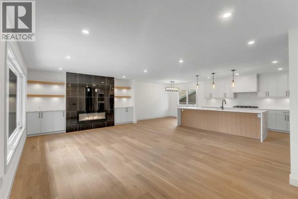 Kitchen - 816 Lake Ontario Drive Se, Calgary, AB T2J3J9 Photo 4