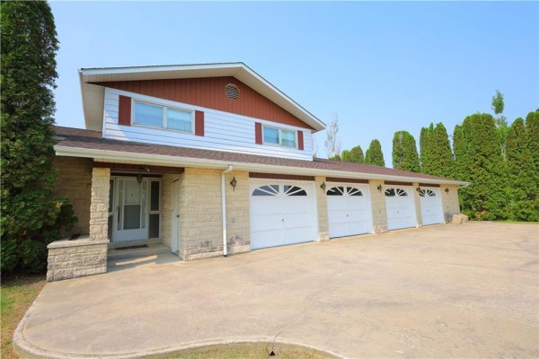 Primary Bedroom - 8162 2 Road N, Montcalm, MB R0A0L0 Photo 3