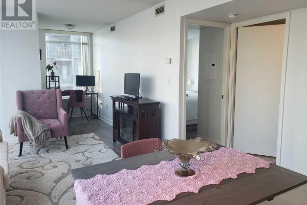 Den - 817 - 15 Brunel Court, Toronto, ON M5V3Y6 Photo 2