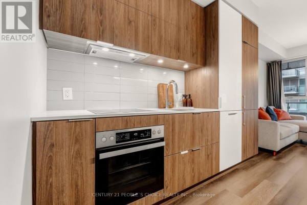 Den - 817 - 15 Lower Jarvis Street, Toronto, ON M5E1R7 Photo 4