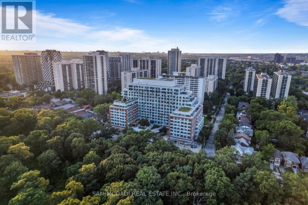 817 - 1830 Bloor Street W, Toronto, ON, photo 2