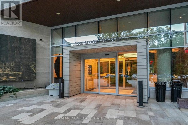 817 - 1830 Bloor Street W, Toronto, ON, photo 3