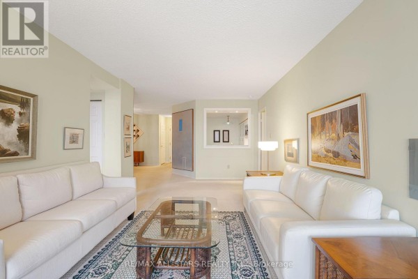 817 - 25 Austin Drive, Markham, ON, photo 2