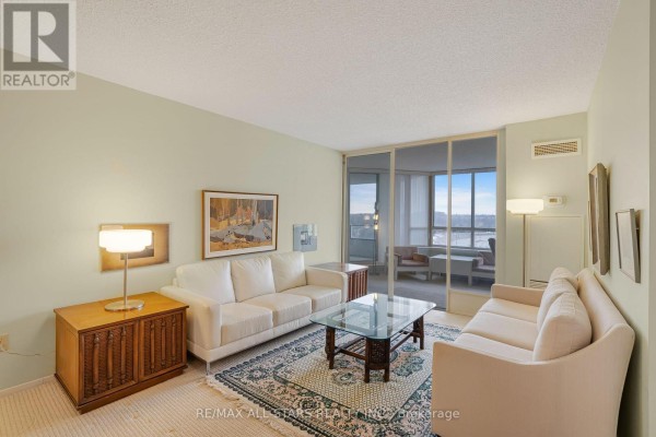 817 - 25 Austin Drive, Markham, ON, photo 3