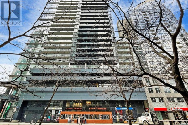 817 - 352 Front Street W, Toronto, ON M5V0K3 Photo 4