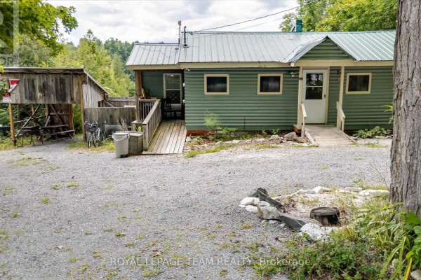 817 7th Concession, Lanark Highlands, ON, photo 2
