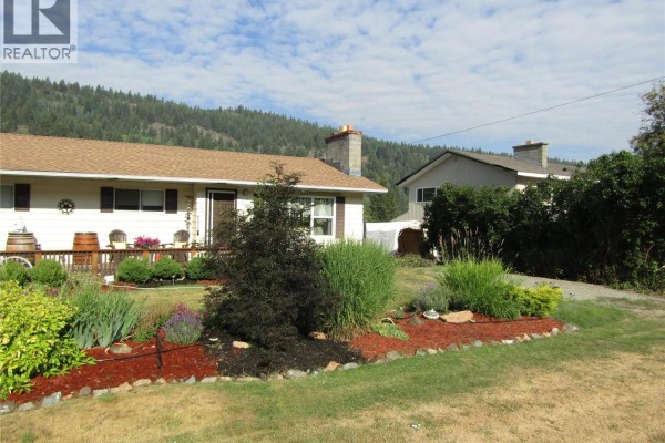 Family room - 817 Kimberley Avenue, Greenwood, BC V0H1J0 Photo 3