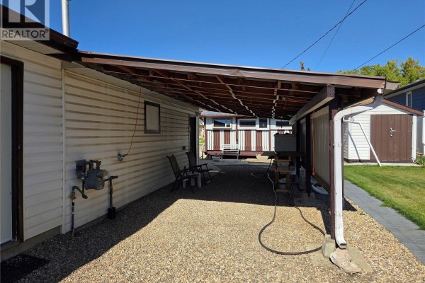 Primary Bedroom - 817 Stadacona Street E, Moose Jaw, SK S6H0K5 Photo 5