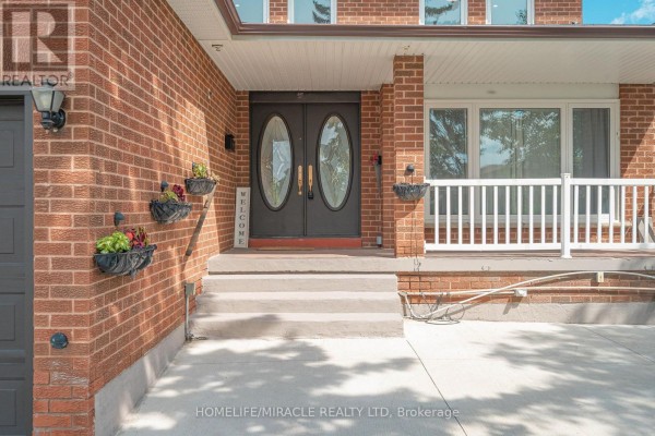 Family room - 8173 Martin Grove Road, Vaughan, ON L4L3W9 Photo 5