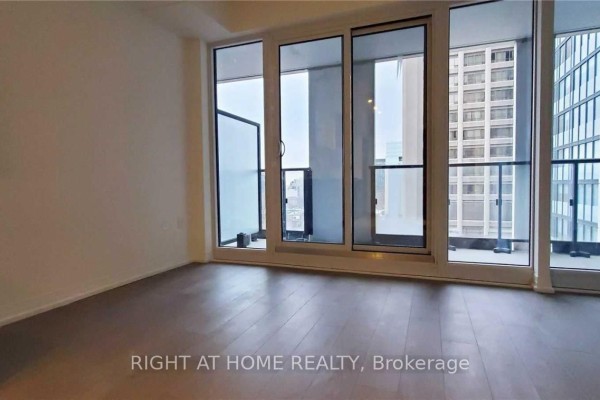 818 - 251 Jarvis Street, Toronto, ON, photo 3