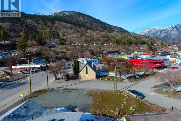 818 Main Street, Lillooet, BC V0K1V0 Photo 4