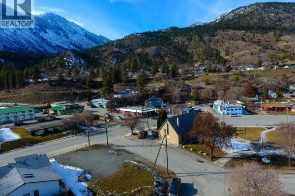 818 Main Street, Lillooet, BC V0K1V0 Photo 5