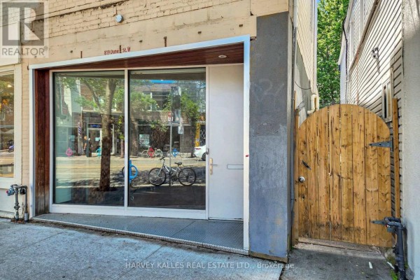 819 Dundas Street W, Toronto, ON, photo 2