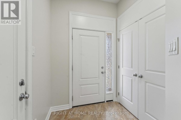 Great room - 819 Miikana Road, Ottawa, ON K1X0G5 Photo 2