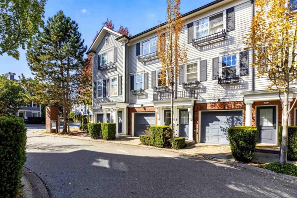 82 18983 72a Avenue, Surrey, BC V4N1A5 Photo 2