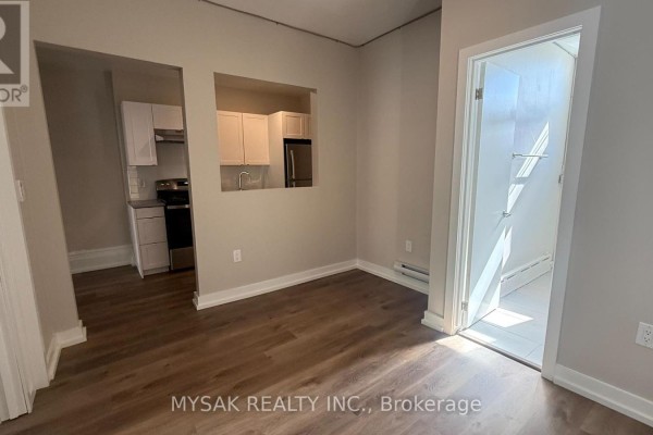 82-84 Welland Avenue, St  Catharines, ON L2R2N1 Photo 5