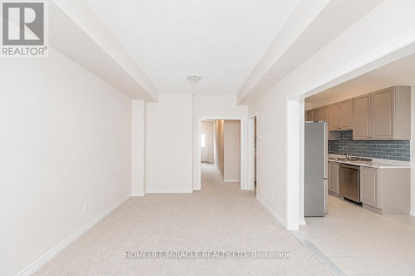 Living room - 82 Baker Street, Thorold, ON L2V0N1 Photo 5
