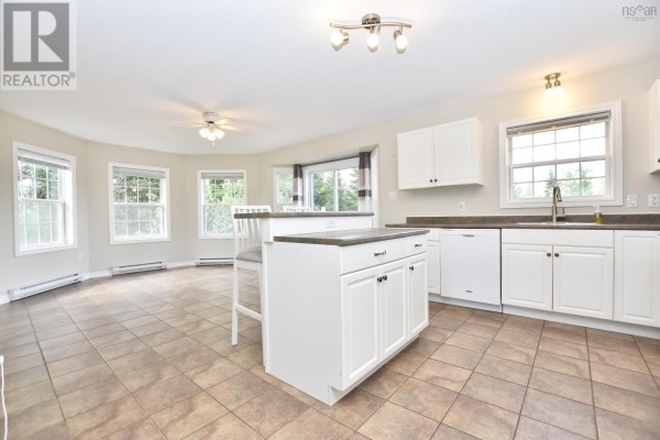 4pc Ensuite bath - 82 Bonavista Avenue, Hilden, NS B0N1C0 Photo 5