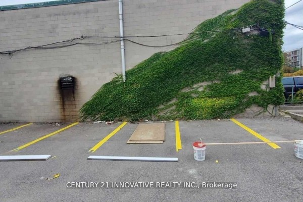 82 Centre Street N, Oshawa, ON, photo 2