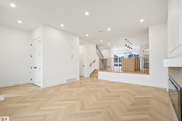 82 Clydesdale Lane, Sherwood Park, AB T8H3C6 Photo 5