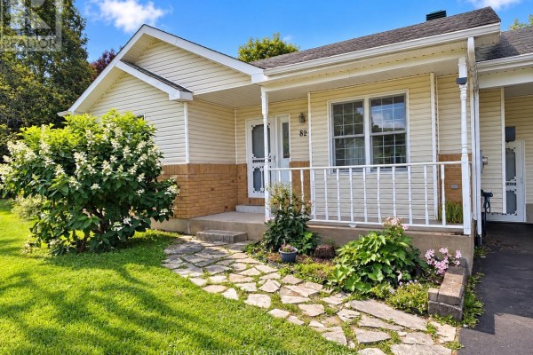 82 Columbia Avenue, South Stormont, ON K0C1P0 Photo 4