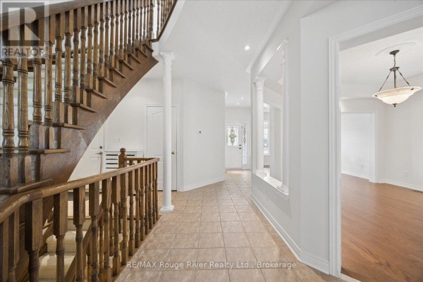 Eating area - 82 Darius Harns Drive, Whitby, ON L1M2G2 Photo 4