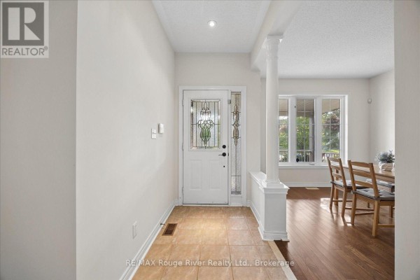 Family room - 82 Darius Harns Drive, Whitby, ON L1M2G2 Photo 5