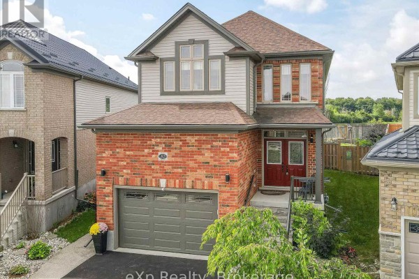 4pc Ensuite bath - 82 Drone Crescent, Guelph, ON N1K0C2 Photo 5