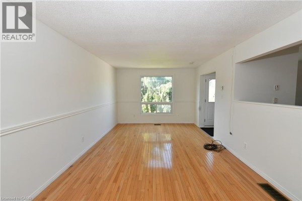82 Elmwood Avenue, Cambridge, ON, photo 2