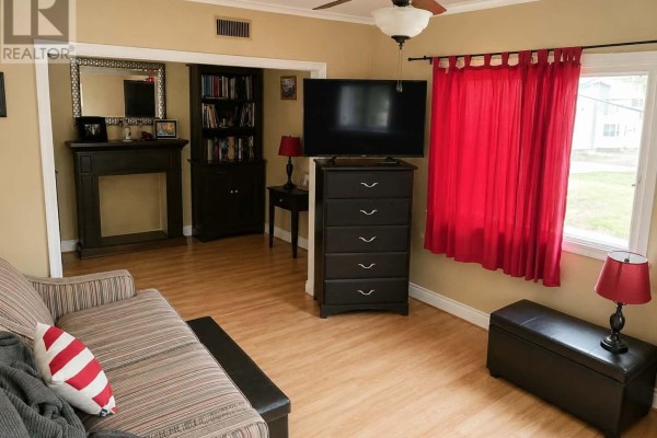 Living room - 82 Long Run Road, Tors Cove, NL A0A4A0 Photo 5