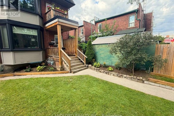 82 Parkway Avenue, Toronto, ON, photo 2